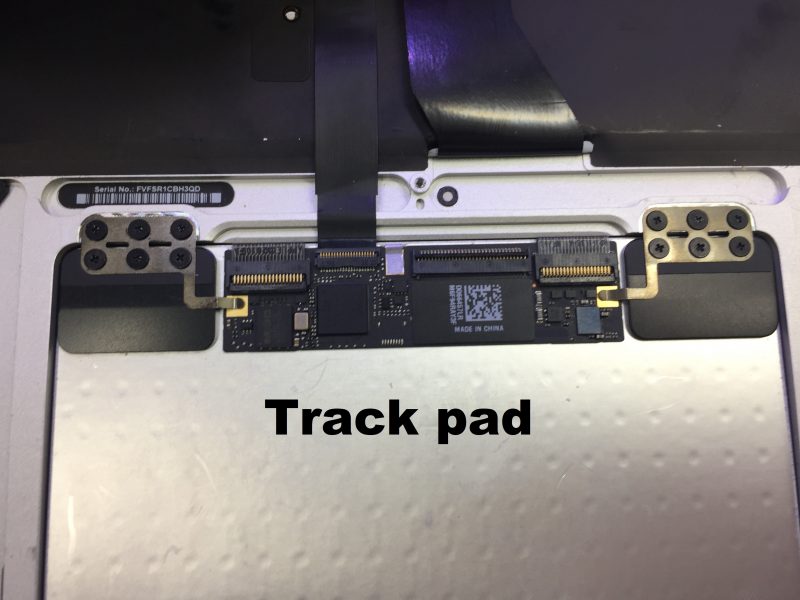 MacBook-wont-turne-on-faulty-trackpad